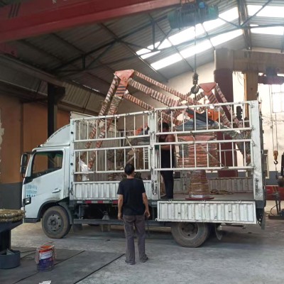 Casting manipulátor v aplikácii Foundries