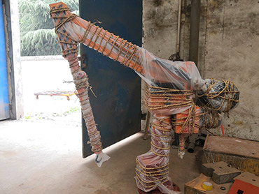 Manipulátor objednaný zákazníkom vo Vietname je pripravený na doručenie